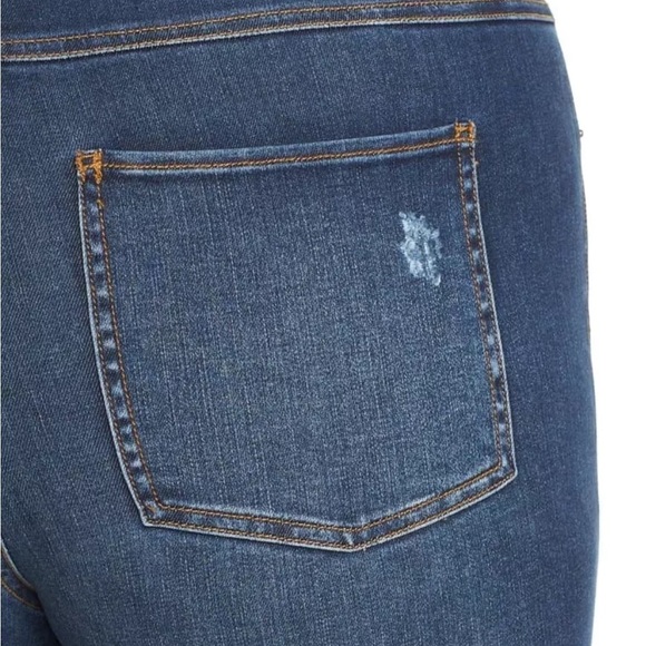 Women's Spanx Distressed Ankle Skinny Denim Jean - Picture 4 of 9